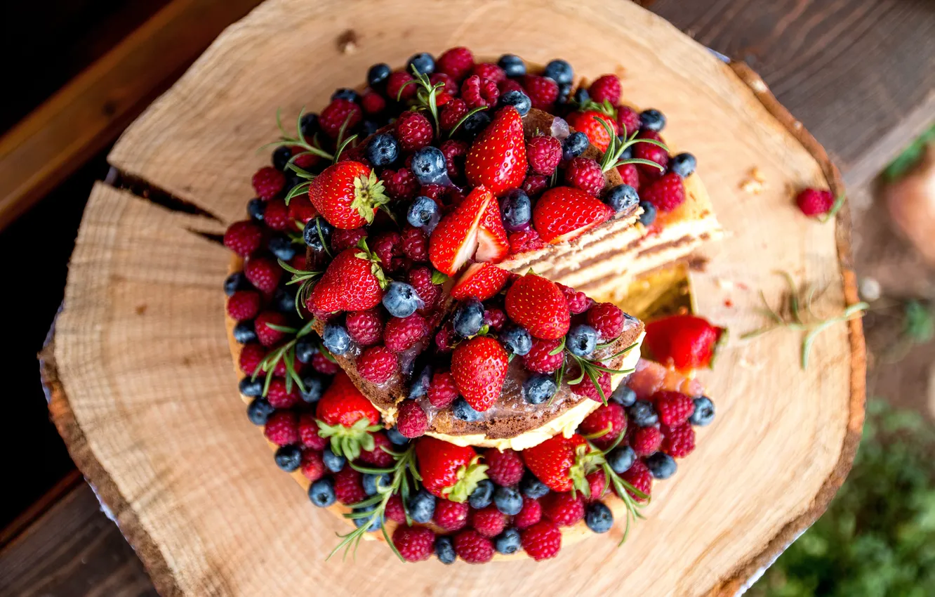 Photo wallpaper berries, raspberry, Board, stump, blueberries, strawberry, cake, cake