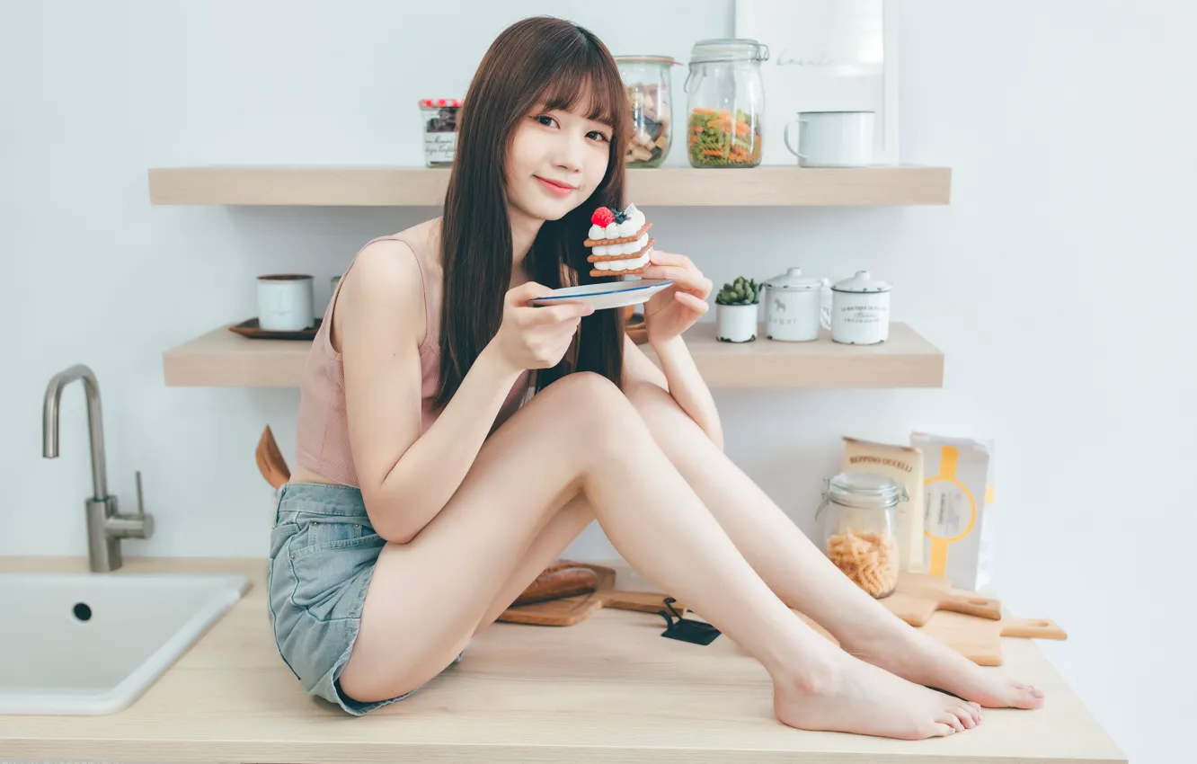 Photo wallpaper look, pose, model, shorts, portrait, makeup, Mike, figure