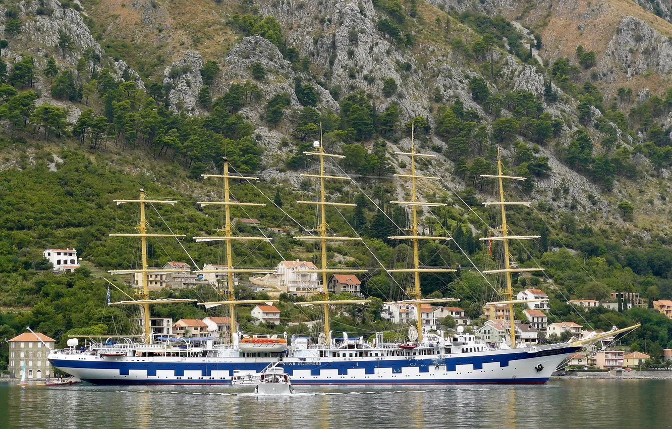 Photo wallpaper shore, sail, Clipper