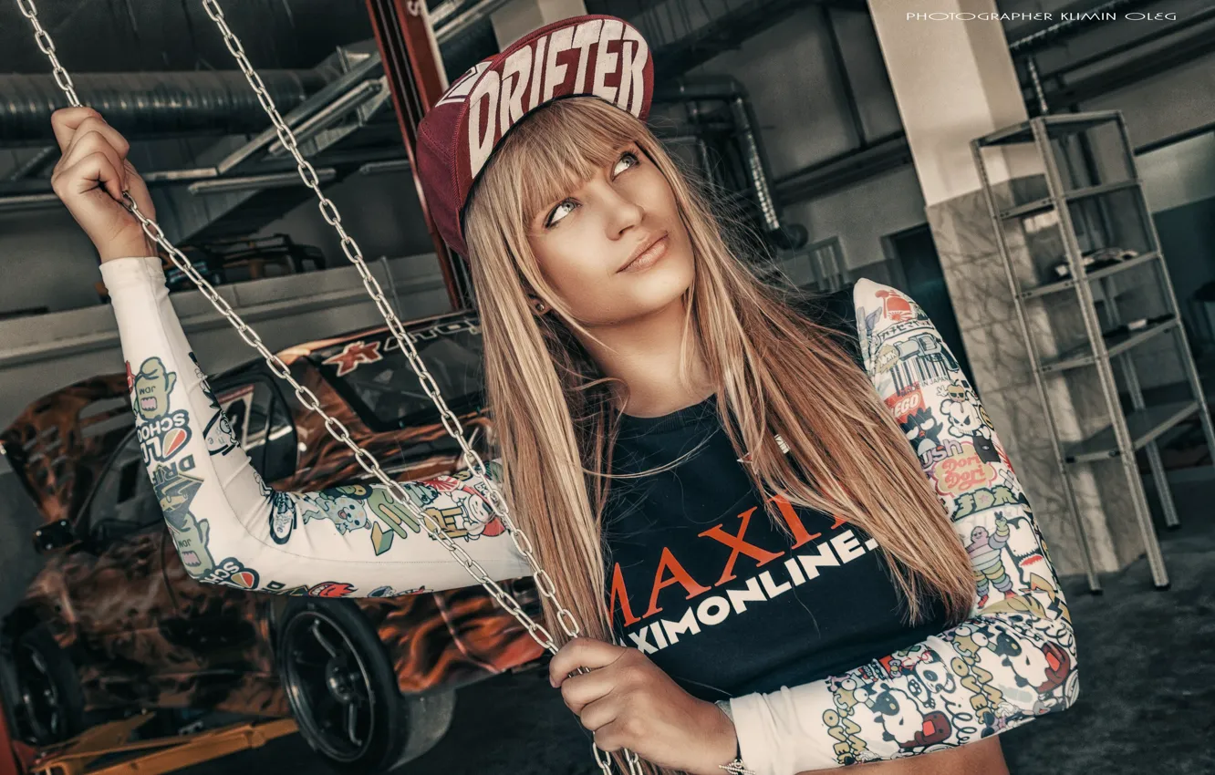 Photo wallpaper girl, pose, t-shirt, chain, cap, baseball cap, long hair, Oleg Klimin