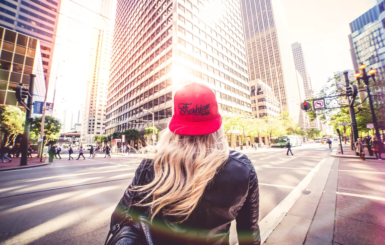 Photo wallpaper girl, street, building, home, jacket, blonde, cap, San Francisco