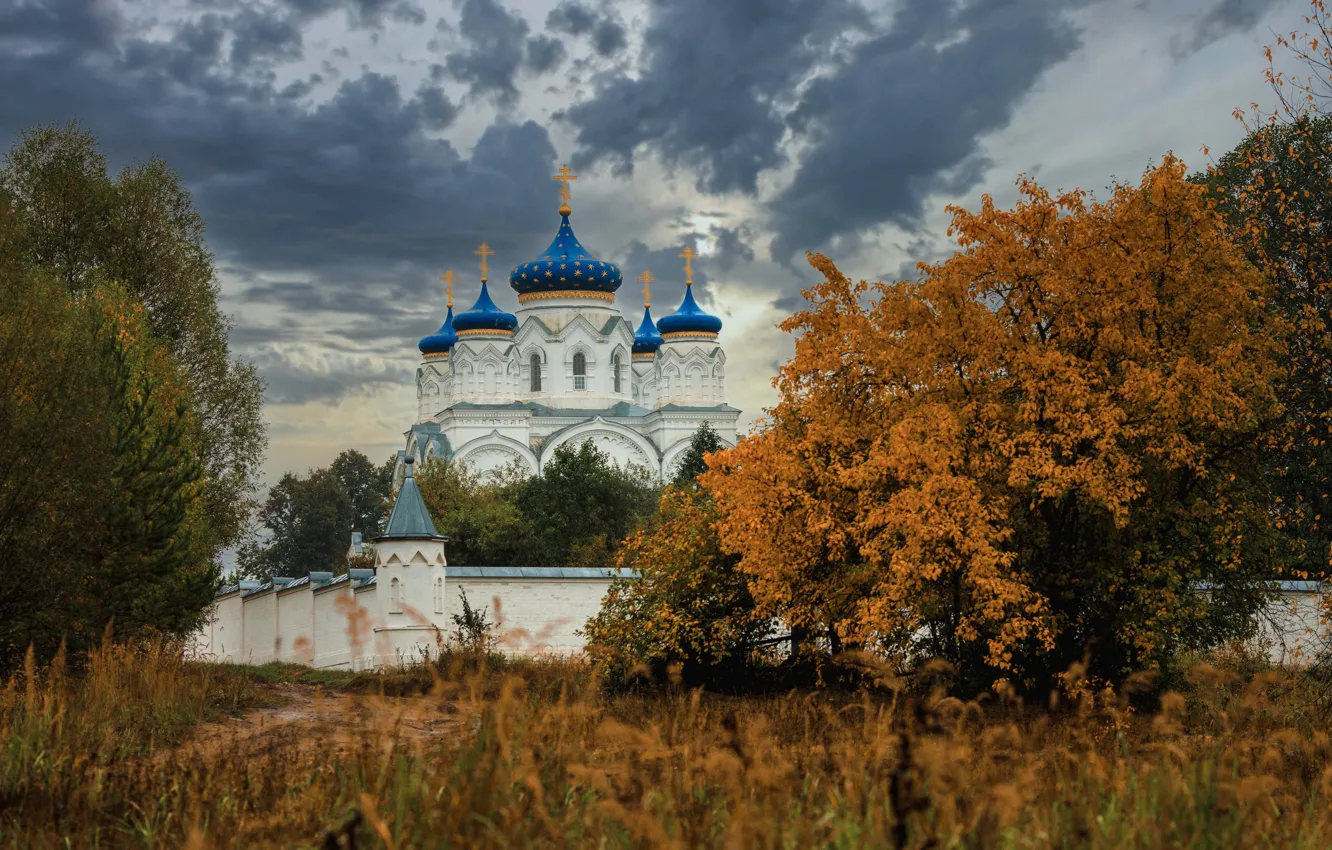 Photo wallpaper autumn, trees, wall, temple, Russia, Vladimir Vasiliev, Nizhny Novgorod region, Kutuzov Skete