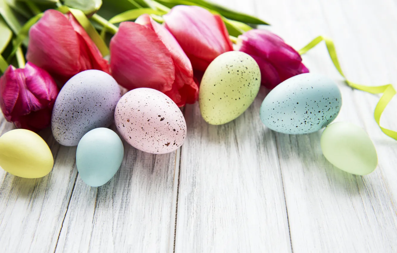 Photo wallpaper flowers, eggs, spring, colorful, Easter, tulips, wood, pink