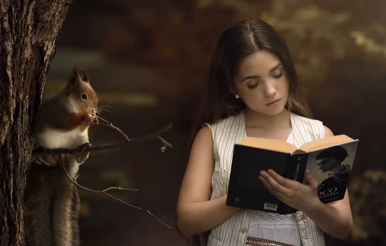 Photo wallpaper girl, protein, book