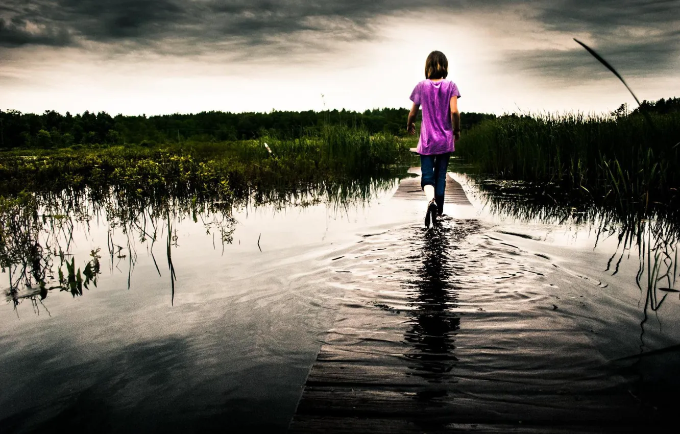 Photo wallpaper play, girl, bridge, pond, walk the sky