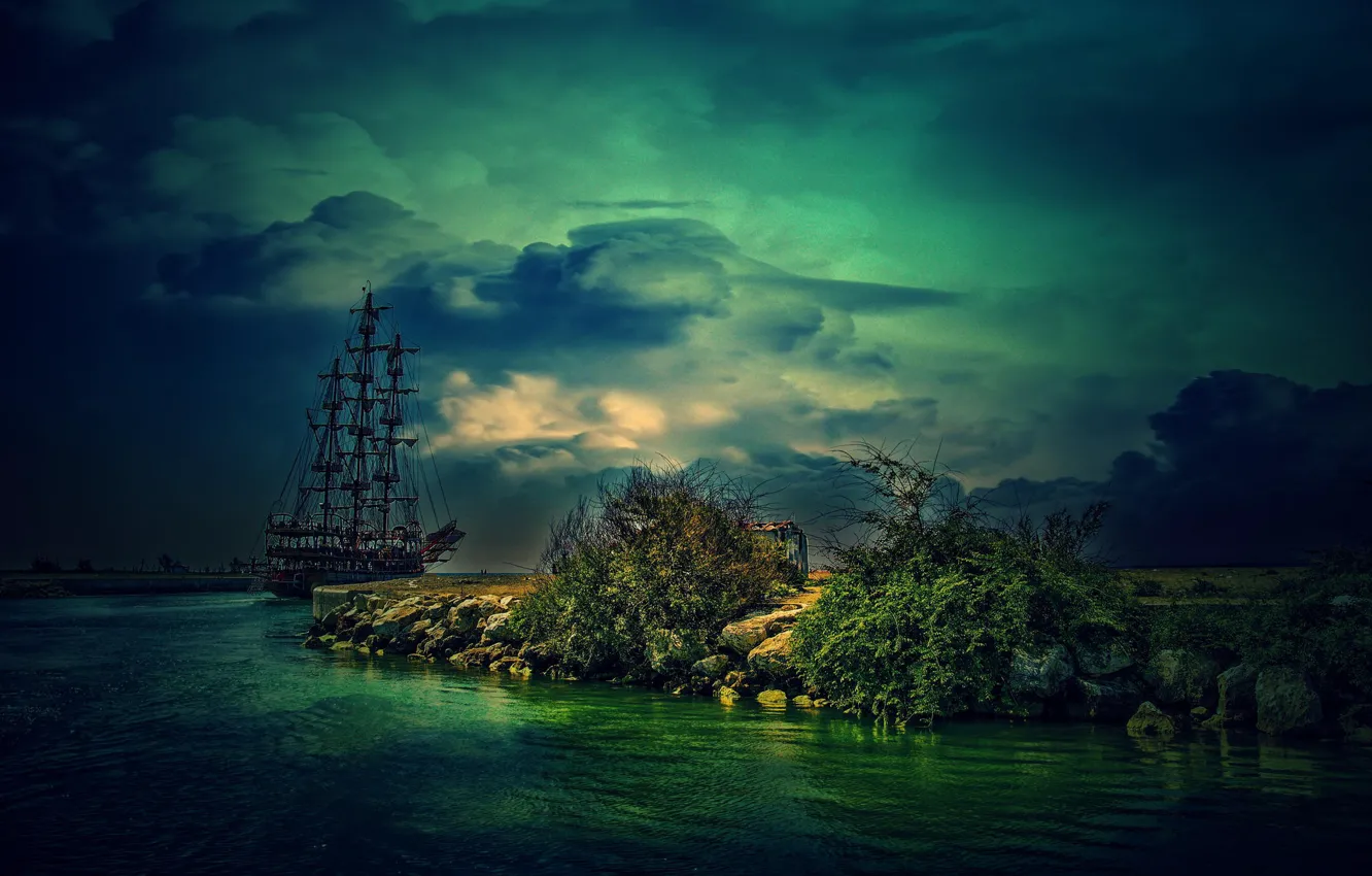 Photo wallpaper stones, shore, sailboat, before the storm