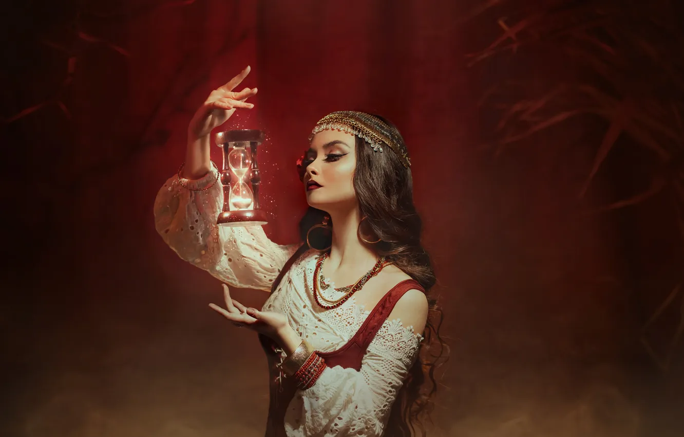 Photo wallpaper girl, fantasy, gold, fashion, female, glitter, holding, grandmother