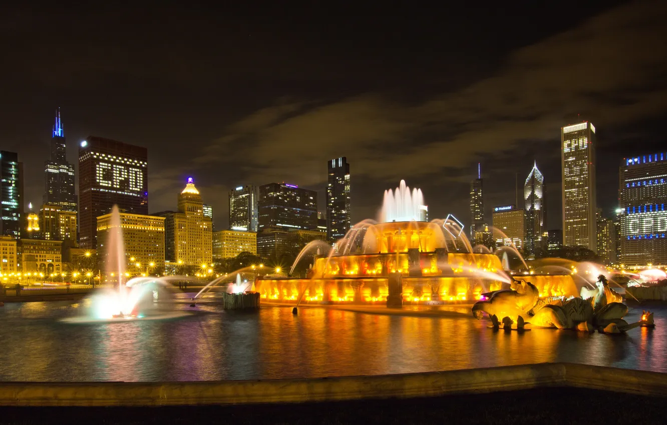 Photo wallpaper the city, skyscrapers, Chicago, USA, Il, Chicago, Illinois, Chicago's Buckingham Fountain