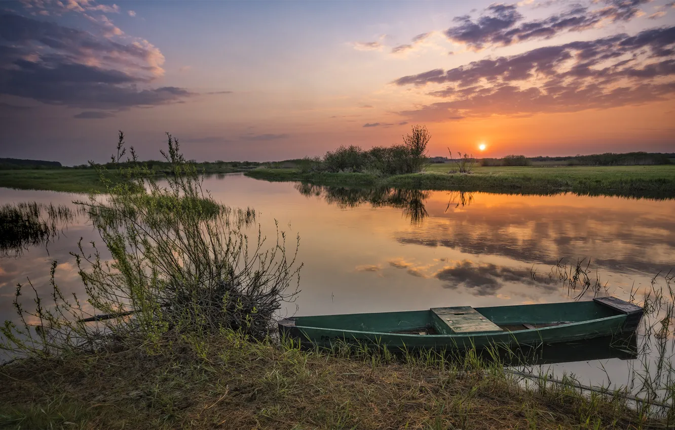 Photo wallpaper landscape, nature, river, dawn, boat, morning, Bank, Robert Kropacz