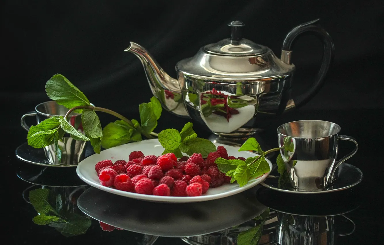 Photo wallpaper raspberry, tea, kettle, Cup, still life