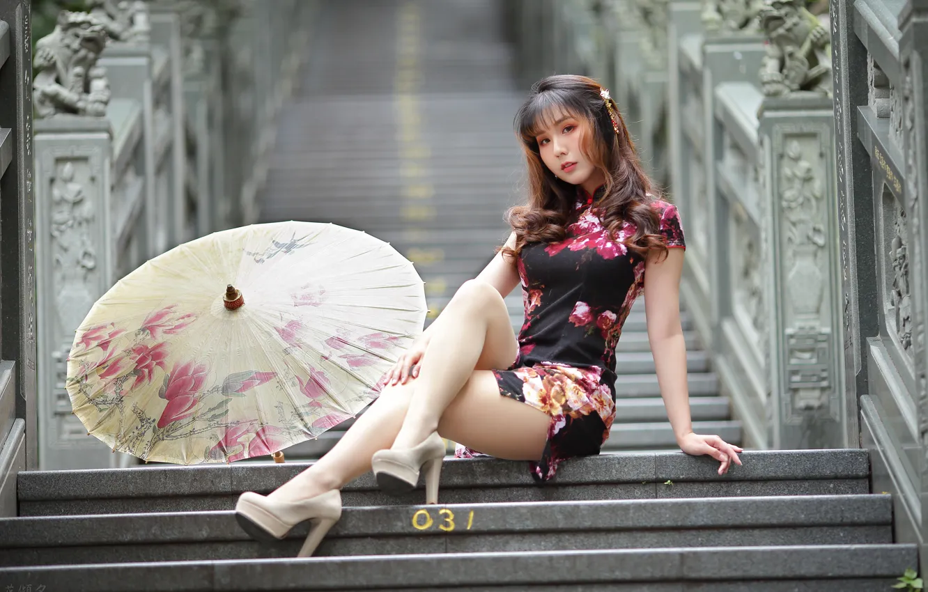 Photo wallpaper look, pose, model, portrait, umbrella, makeup, figure, dress