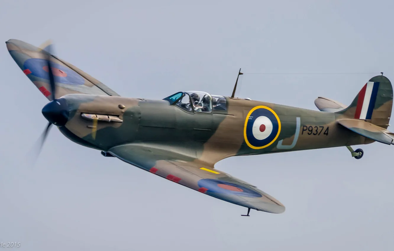 Photo wallpaper retro, fighter, pilot, parade, the plane, Supermarine Spitfire