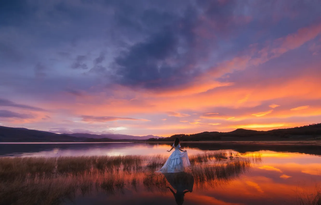 Photo wallpaper white, the sky, girl, clouds, sunset, mountains, nature, pose