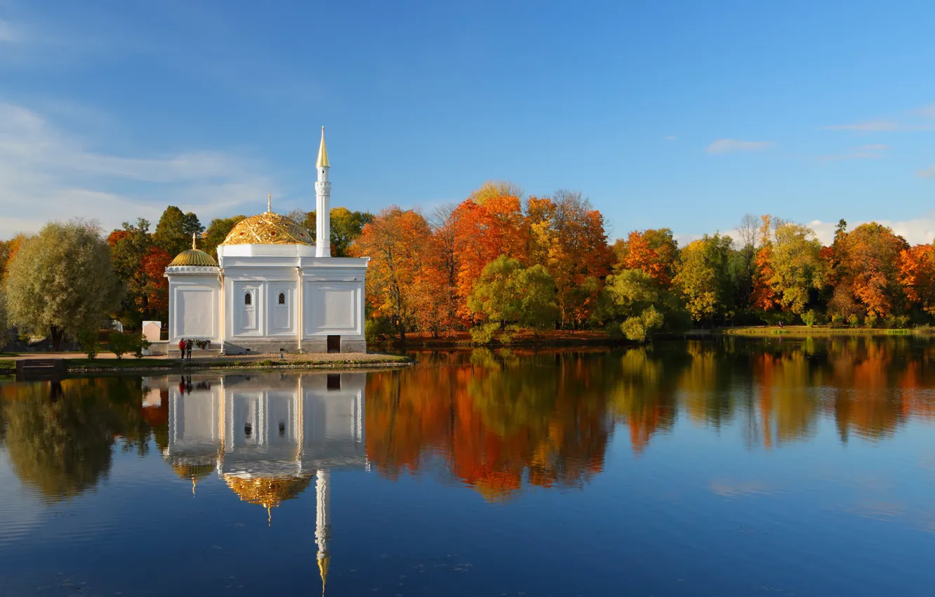Photo wallpaper lake, Golden foliage, Pushkin, autumn in the Park, Turkish baths, Catherine Park