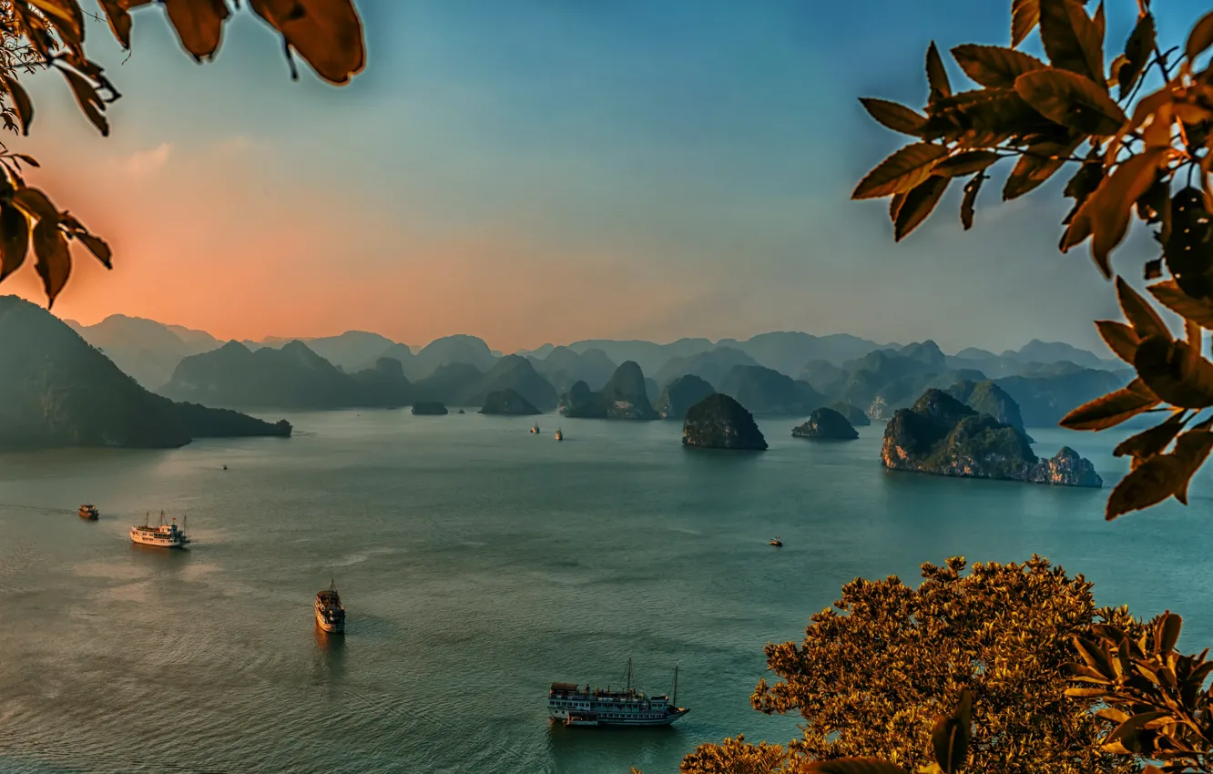 Photo wallpaper sea, sunset, rocks, ships, Bay, Vietnam, Halong