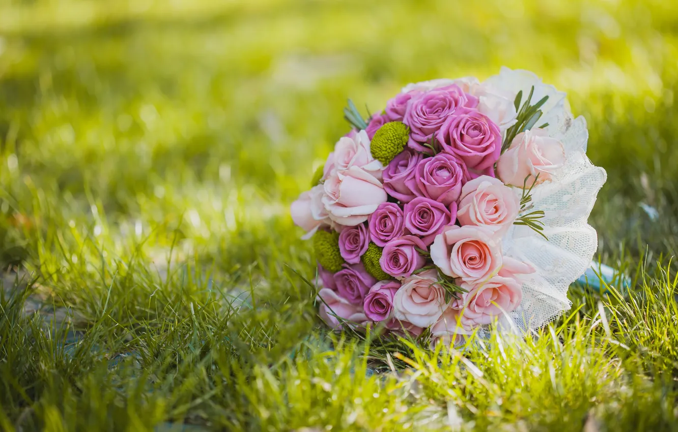 Photo wallpaper grass, flowers, roses, bouquet, wedding, flowers, bouquet, roses