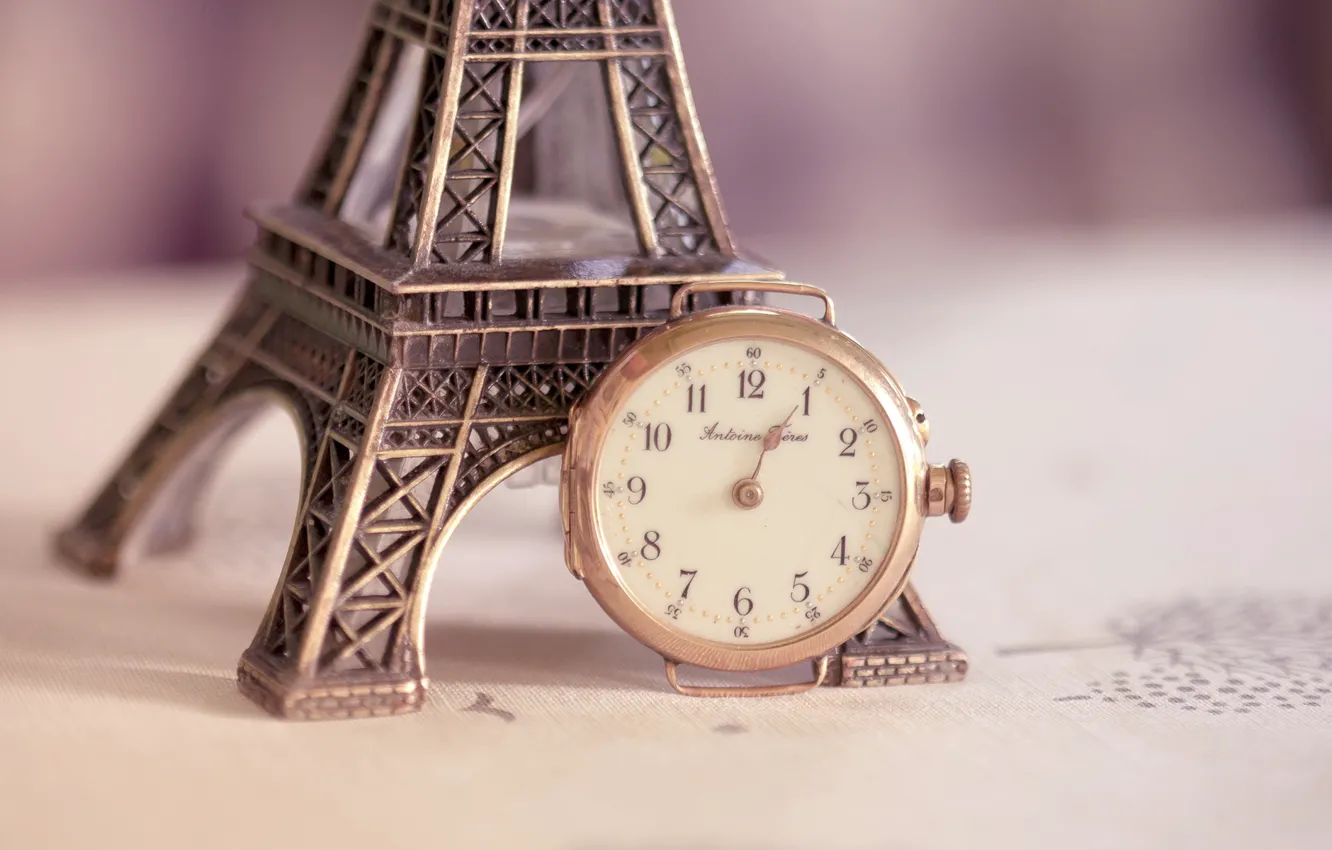 Photo wallpaper Eiffel tower, watch, figurine, dial