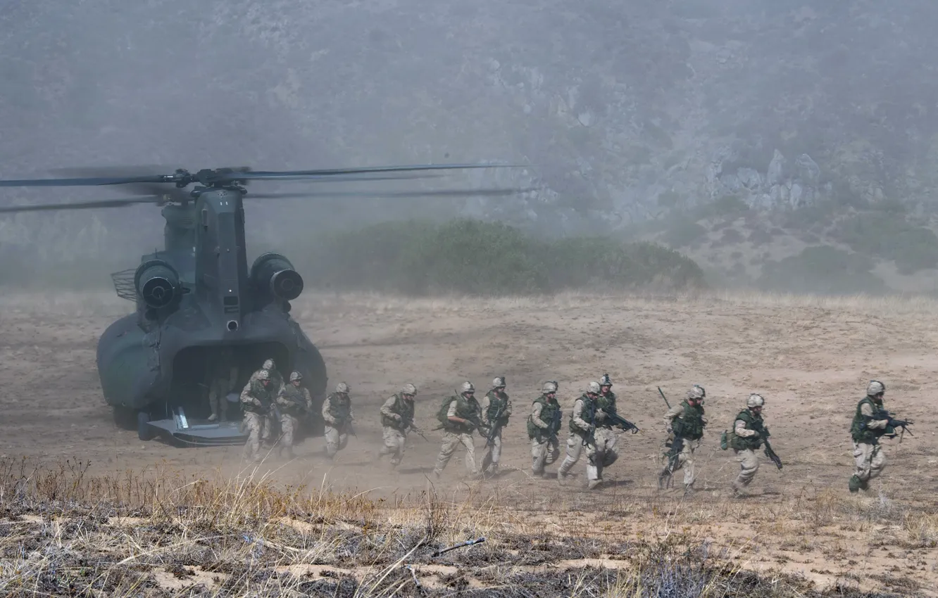 Photo wallpaper weapons, soldiers, landing