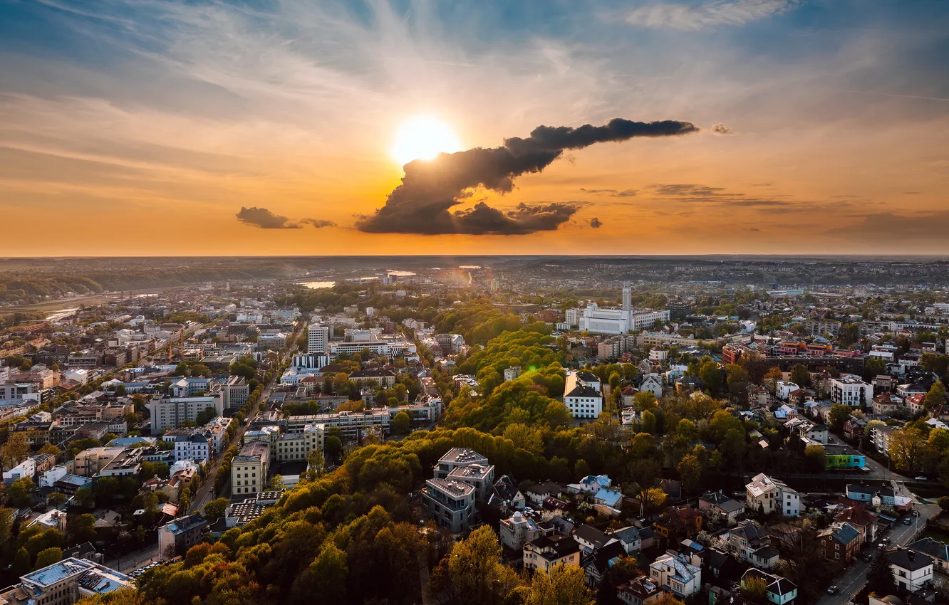 Photo wallpaper Lithuania, Kaunas, sunset