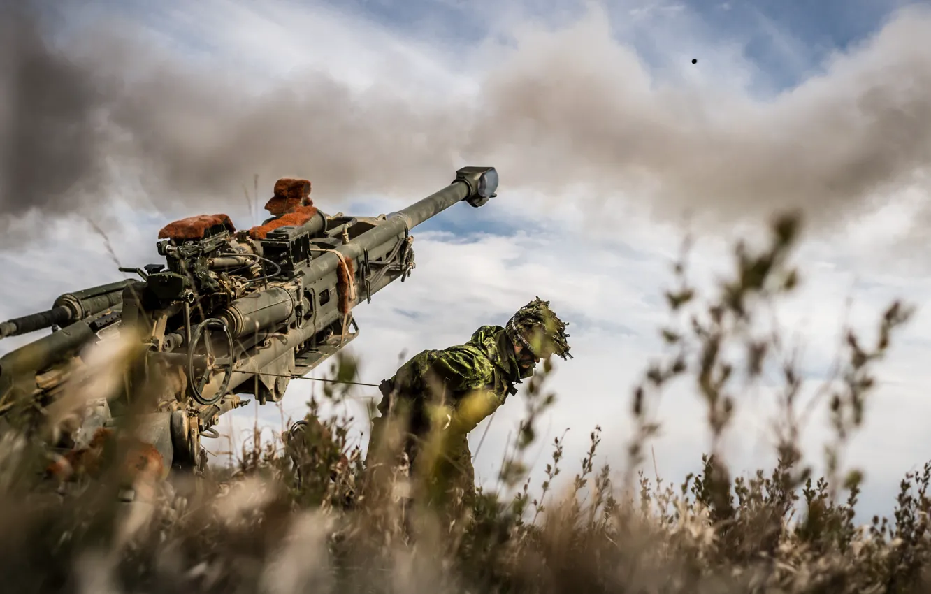 Photo wallpaper shot, howitzer, M777