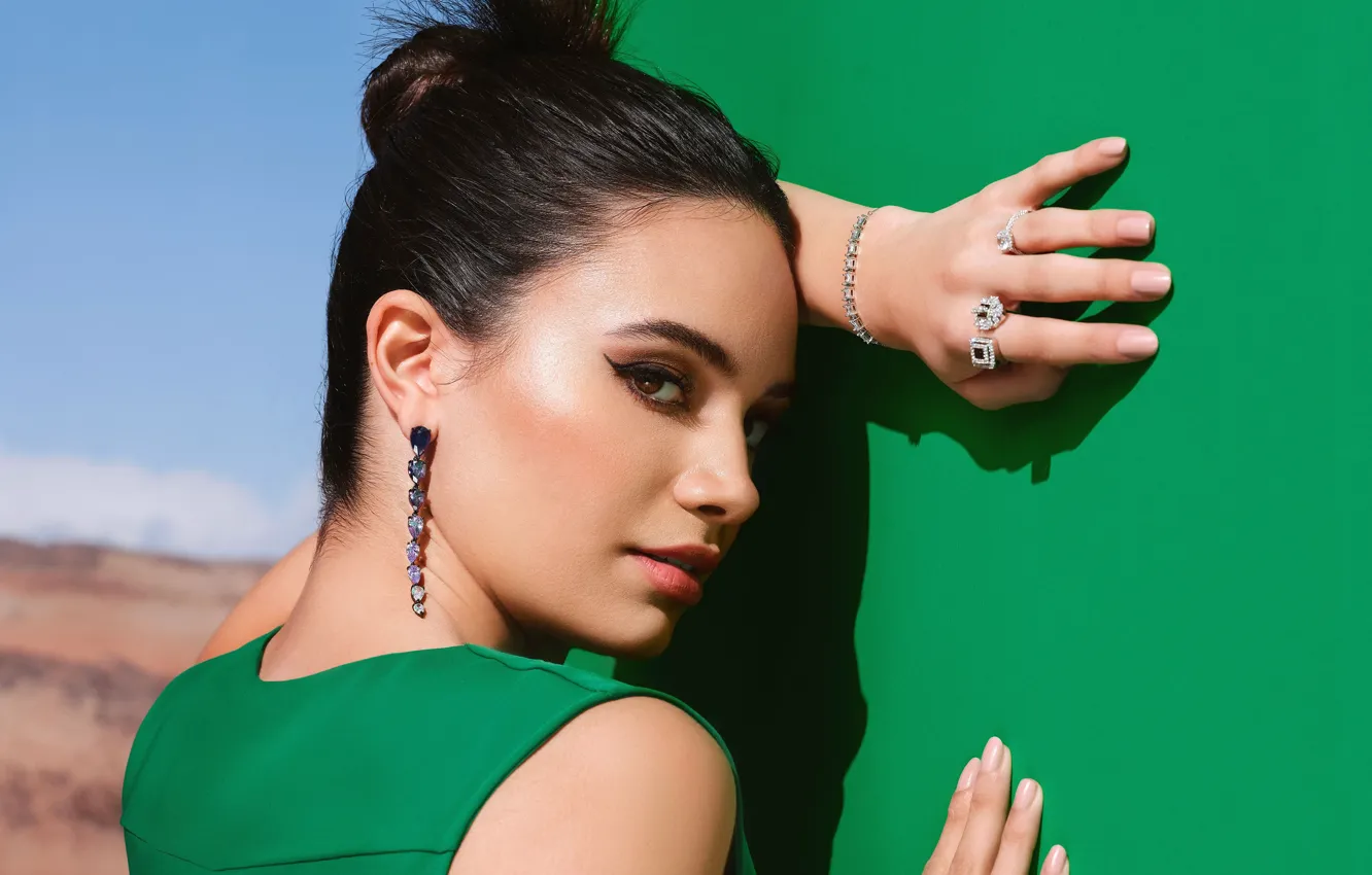 Photo wallpaper girl, hot, sexy, fashion, eyes, smile, beautiful, figure