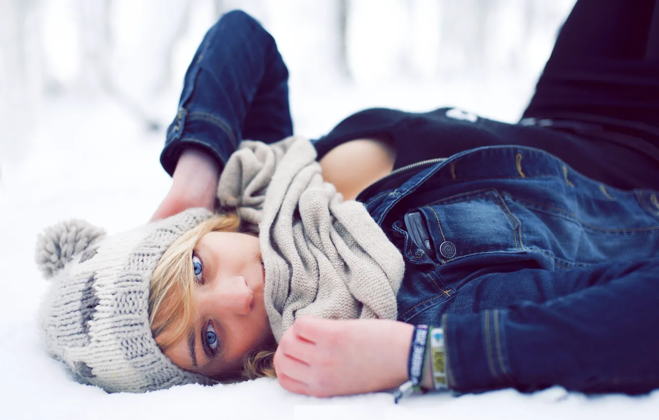 Photo wallpaper winter, eyes, look, girl, snow, face, hat, scarf