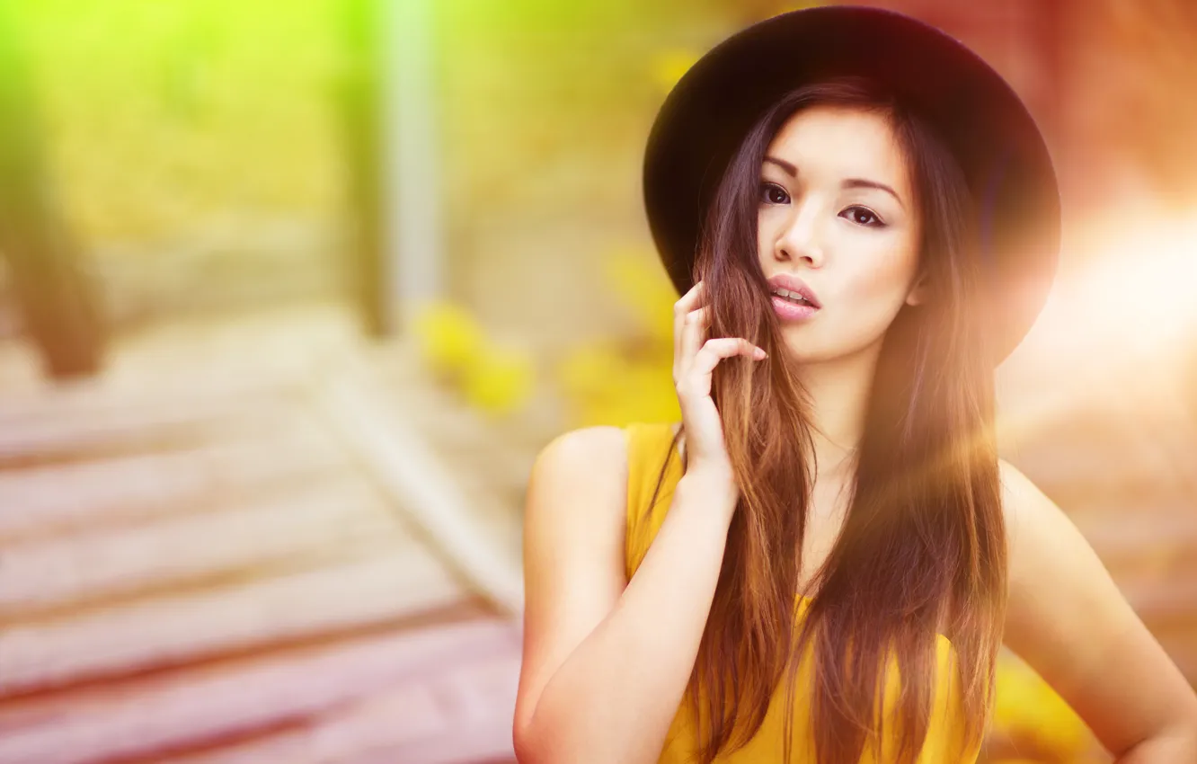 Photo wallpaper girl, face, background, hair, hand, hat, lips