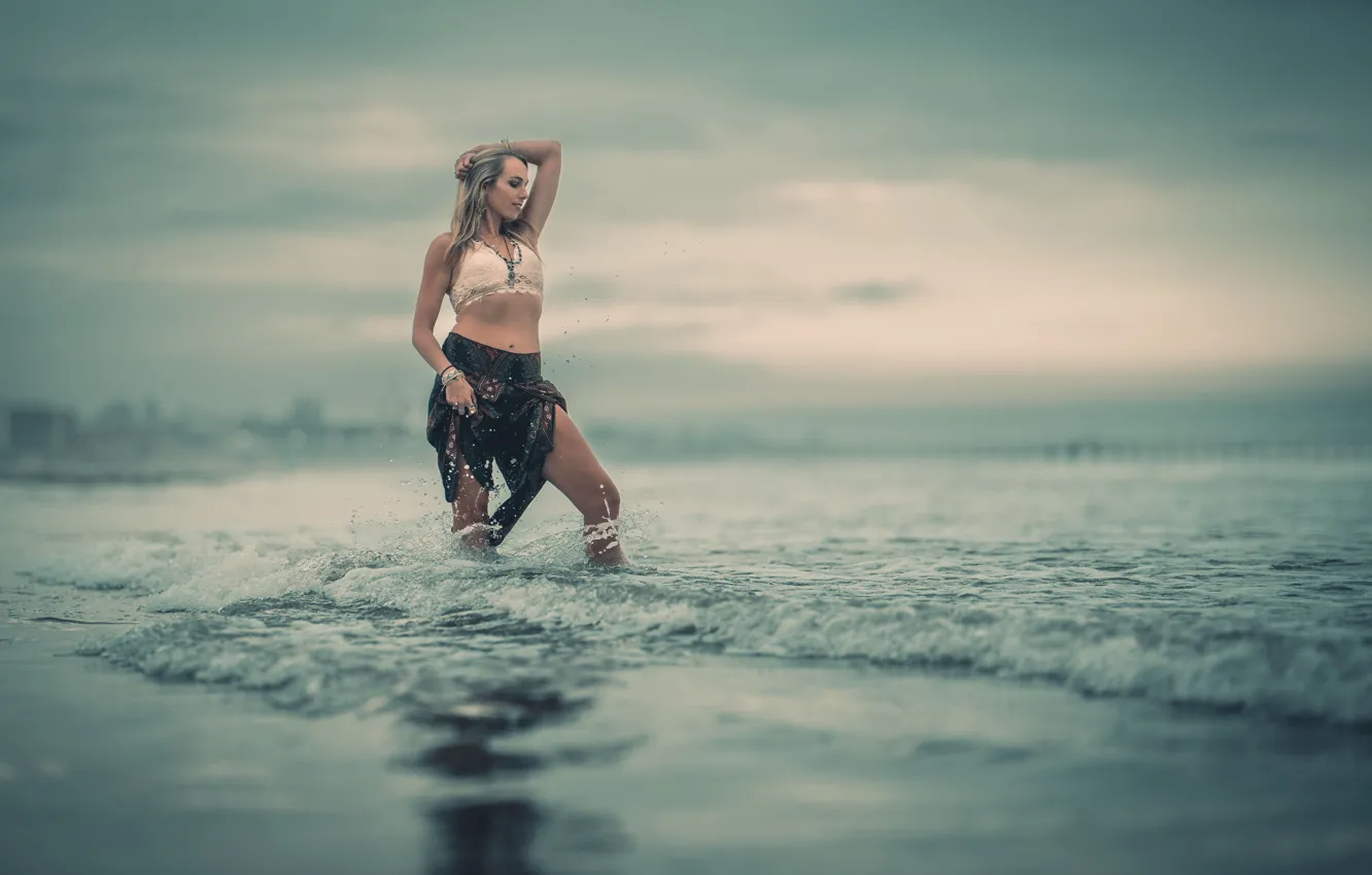 Photo wallpaper sea, girl, pose, the ocean