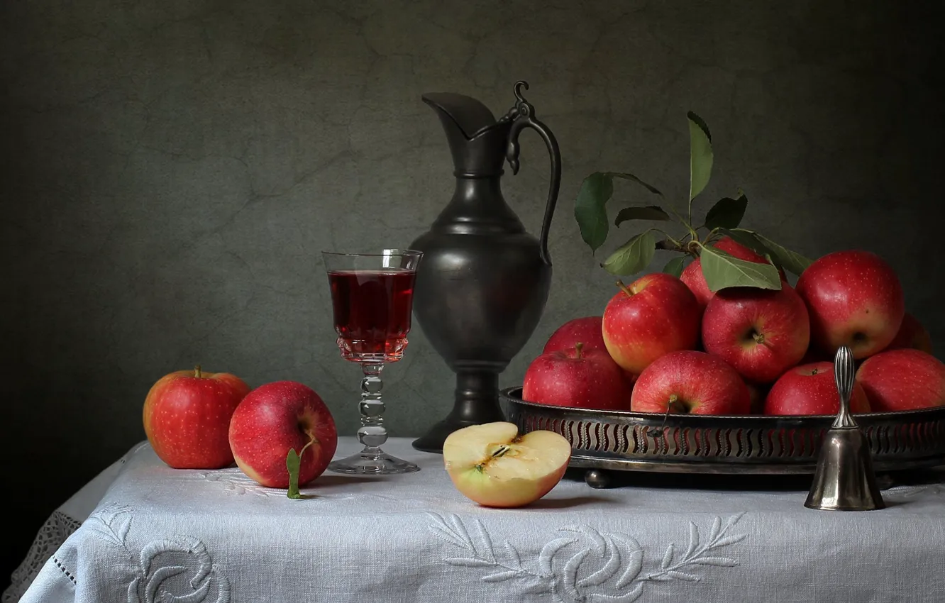 Photo wallpaper apples, glass, pitcher, bell