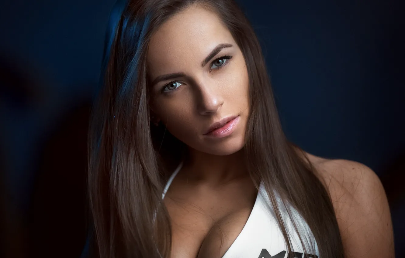 Photo wallpaper girl, cleavage, green eyes, breast, photo, photographer, model, brunette