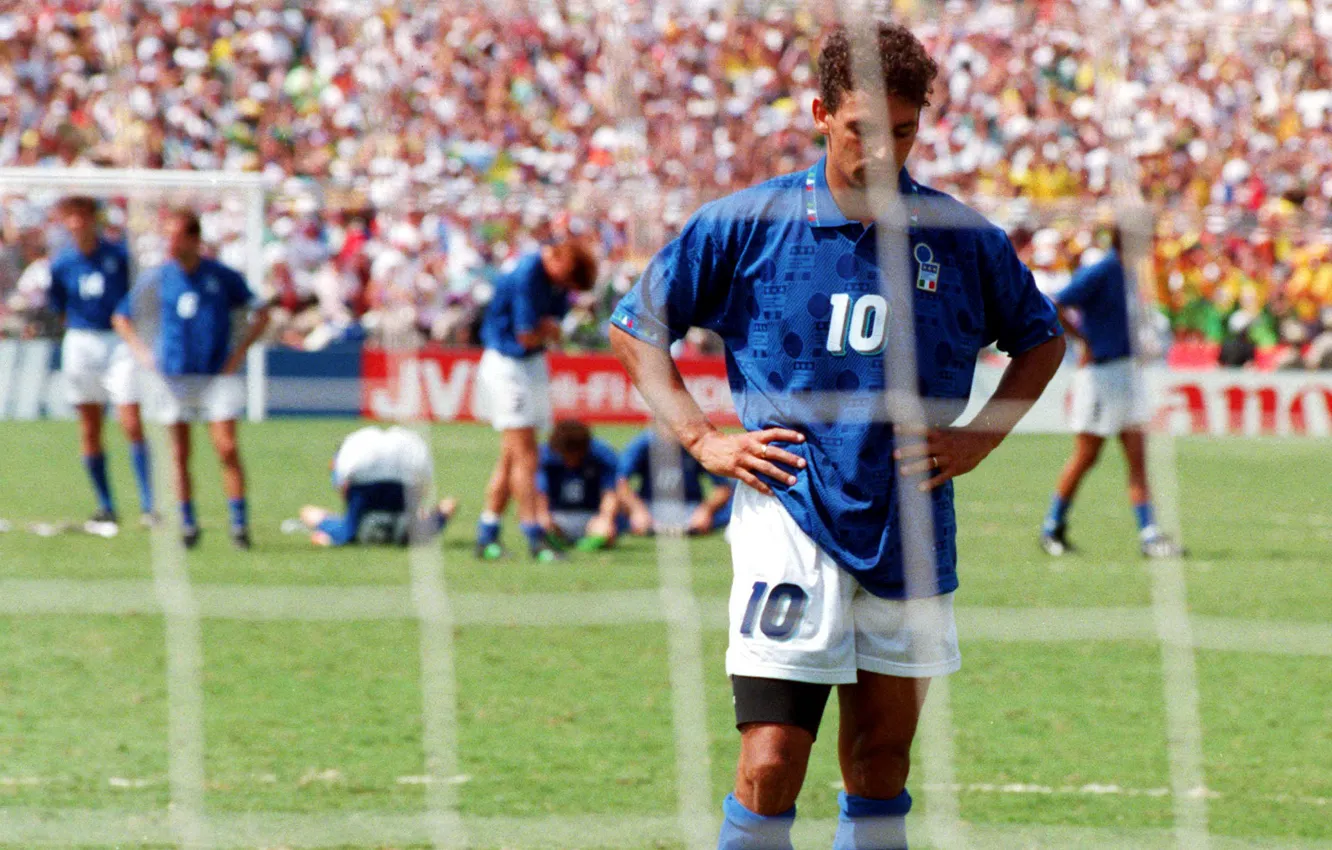 Photo wallpaper Italy, 1994, Roberto Baggio, The Divine Ponytail, Not scored from the penalty spot