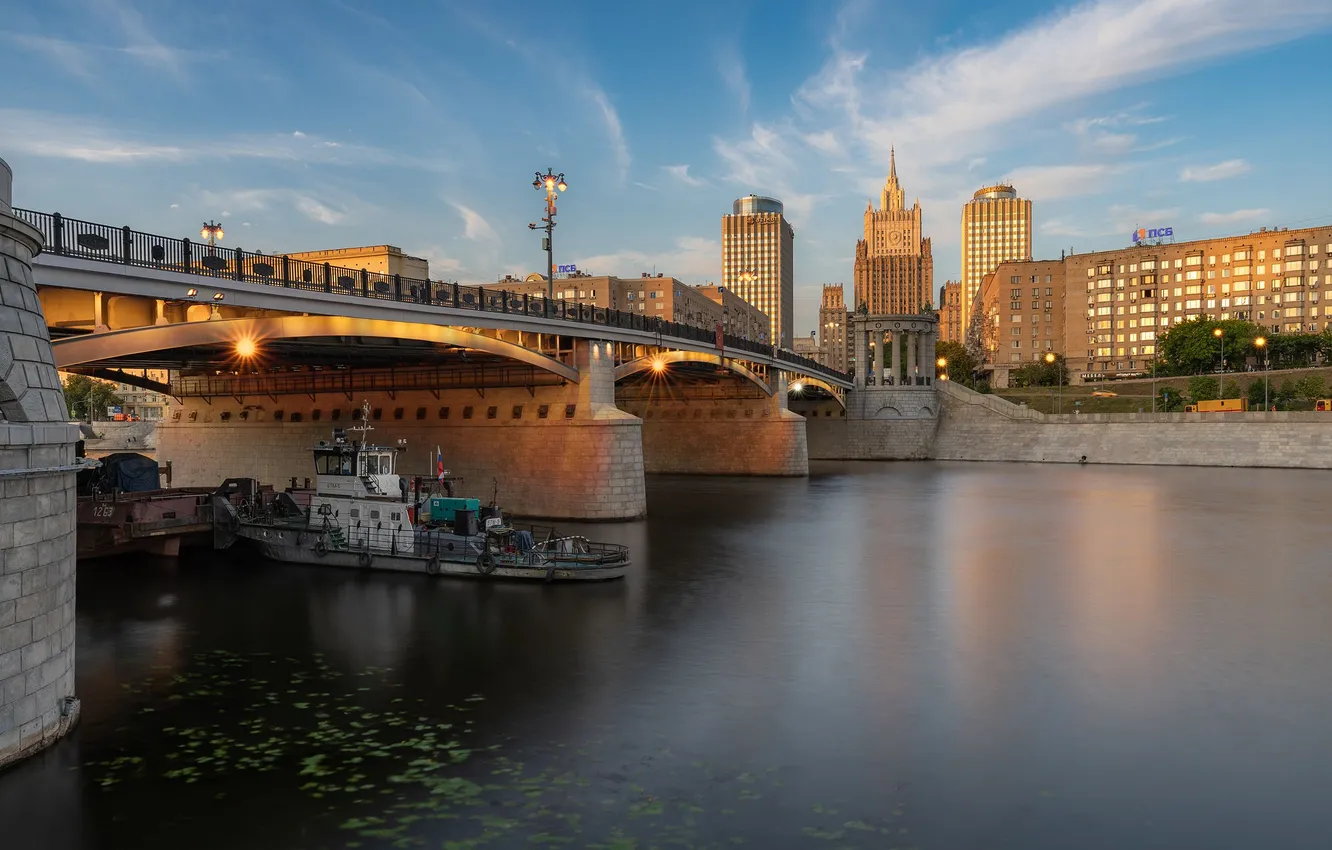 Photo wallpaper bridge, river, the evening, Moscow, Sergey Serushkin, Borodinsky Bridge