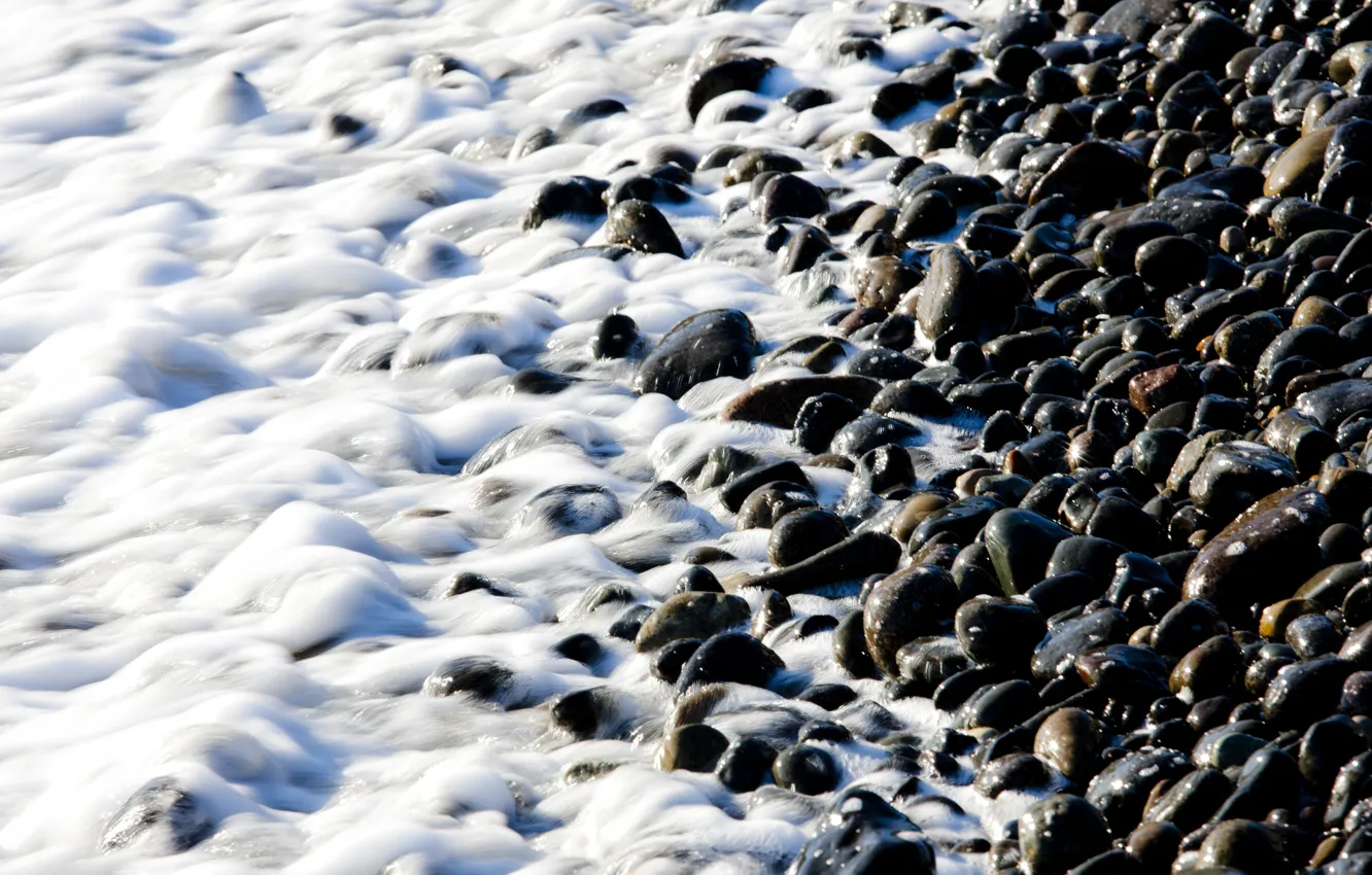 Photo wallpaper sea, wave, beach, foam, water, pebbles, stones, background