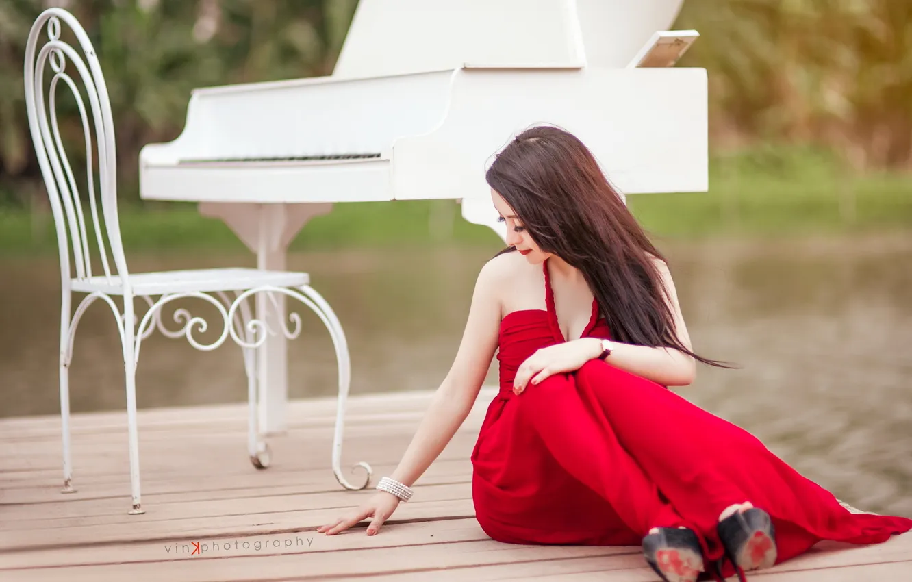 Photo wallpaper girl, piano, chair
