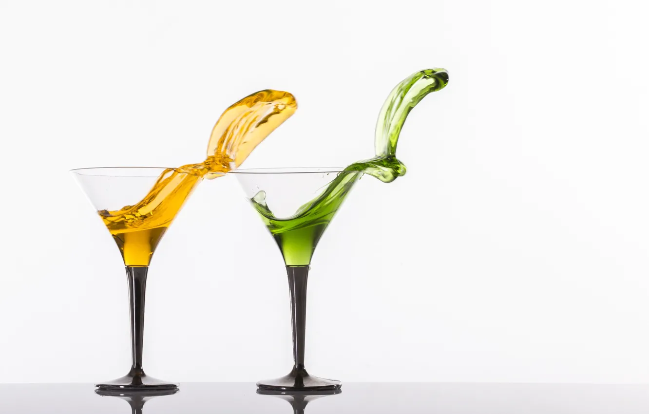 Photo wallpaper color, splash, liquid, glasses, drinks