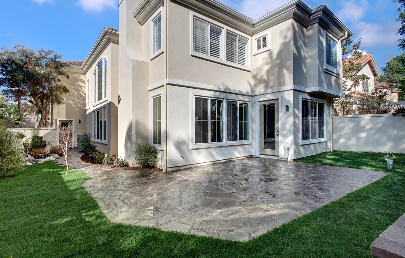 Photo wallpaper the city, photo, lawn, home, mansion