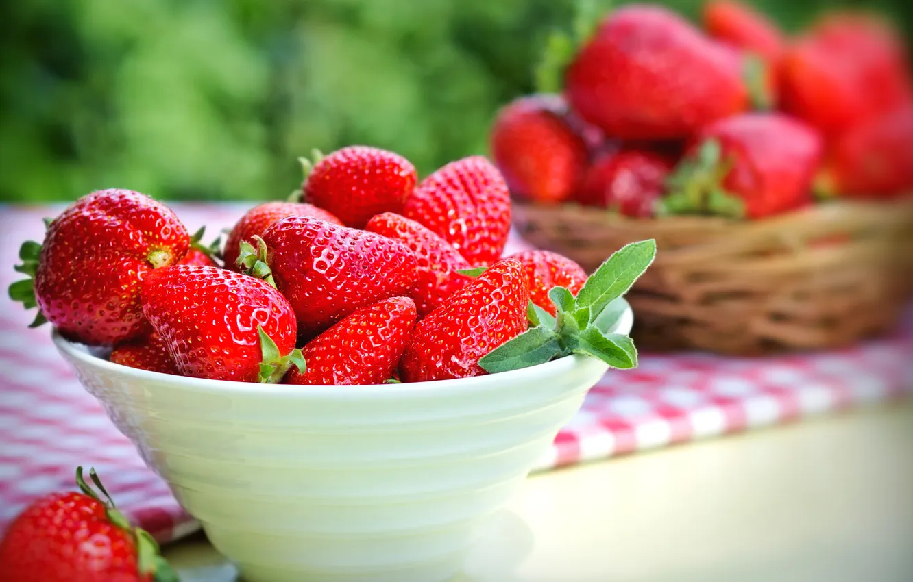 Photo wallpaper berries, strawberry, red, bowl, fresh, ripe, strawberry, berries