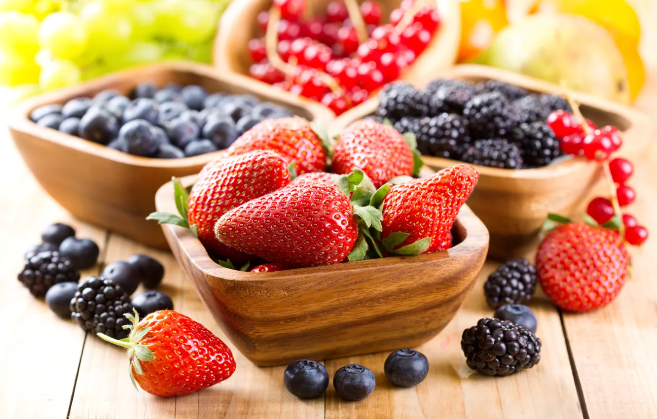 Photo wallpaper berries, strawberry, Cup, fresh, currants, BlackBerry, strawberry, blueberries