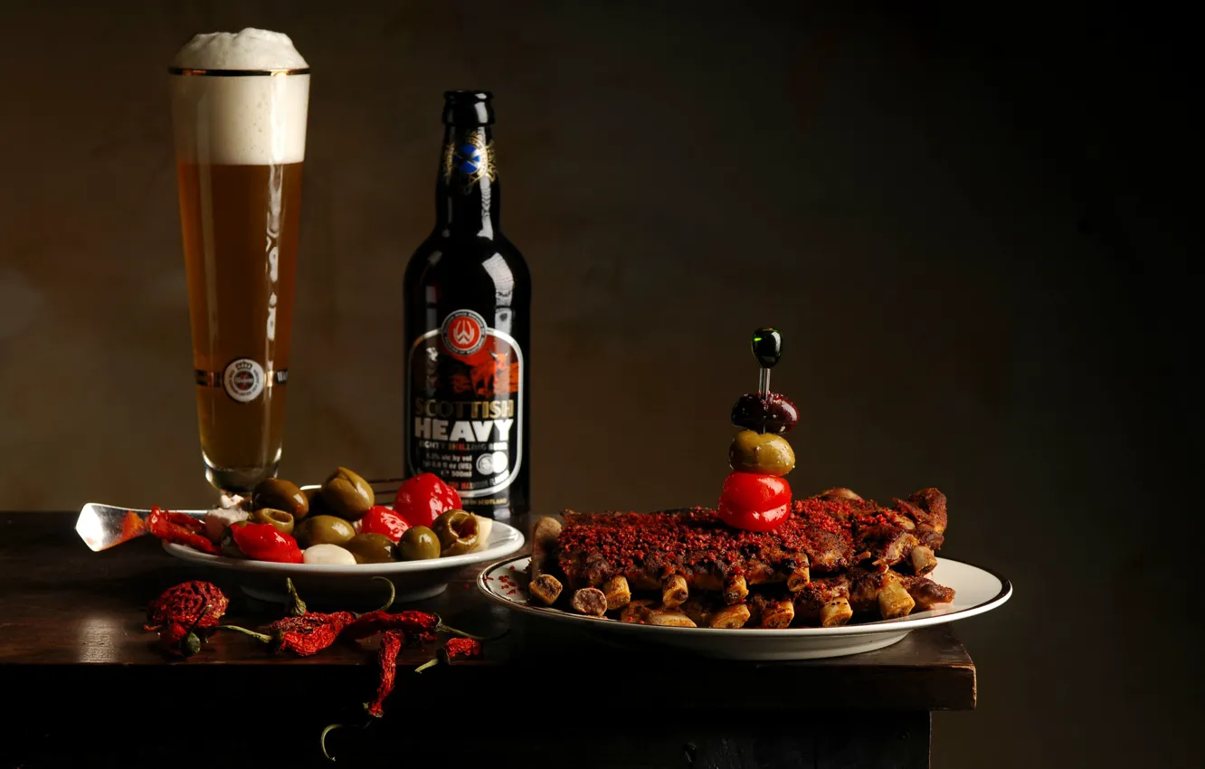 Photo wallpaper glass, beer, meat, tomatoes, olives