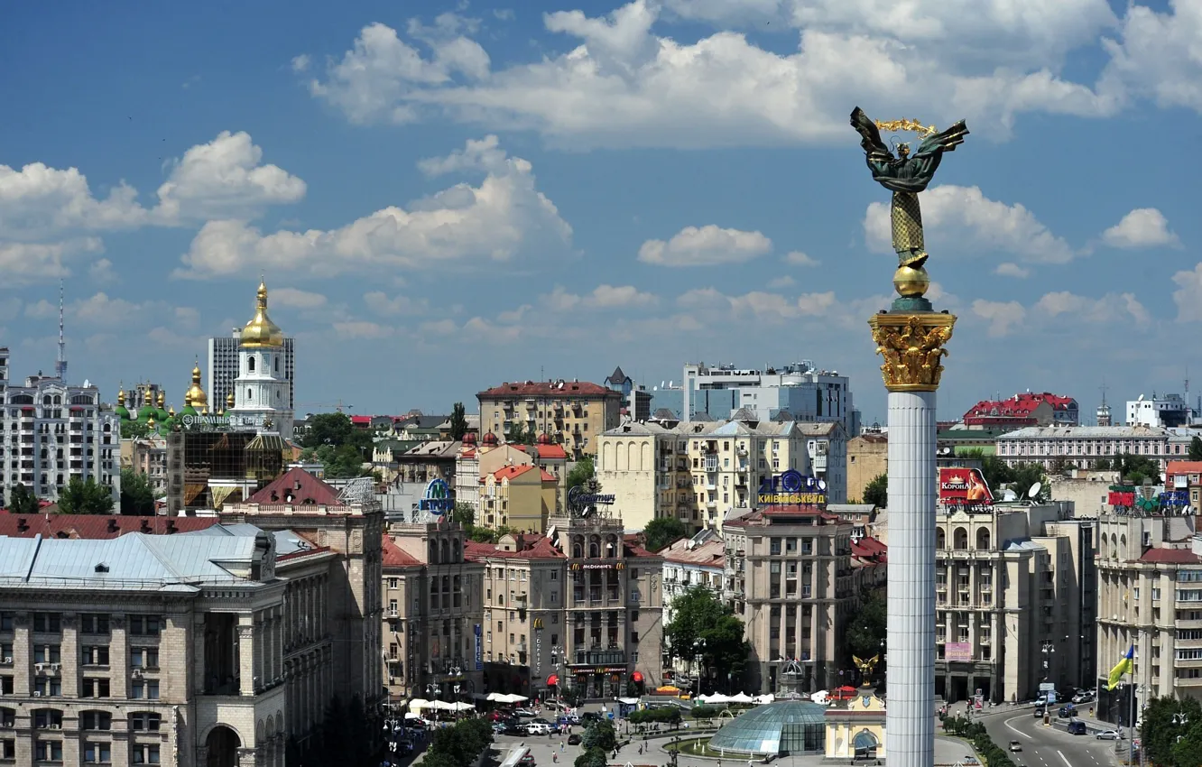 Photo wallpaper the sky, clouds, building, area, columns, statue, Ukraine, capital