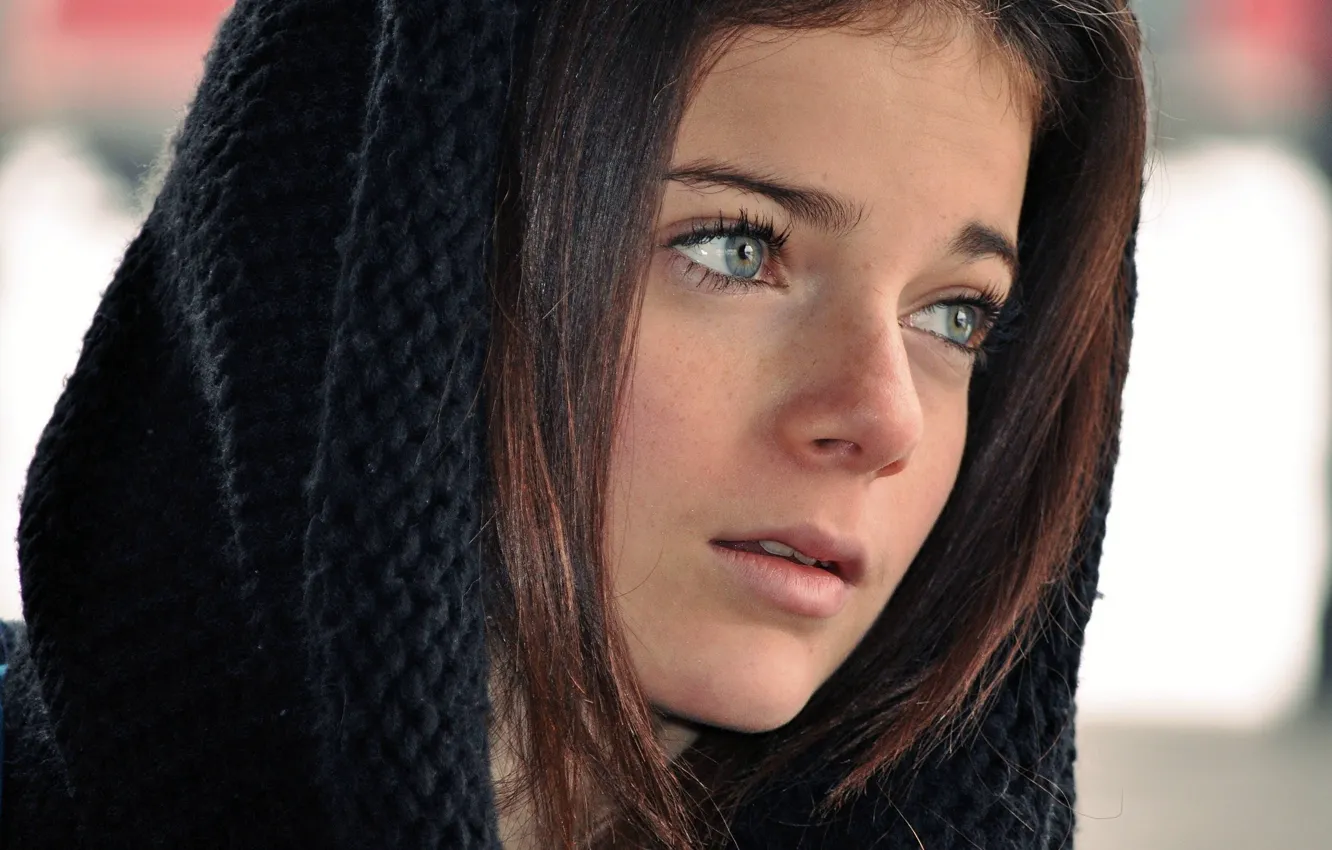 Photo wallpaper look, girl, blue eyes, handkerchief.