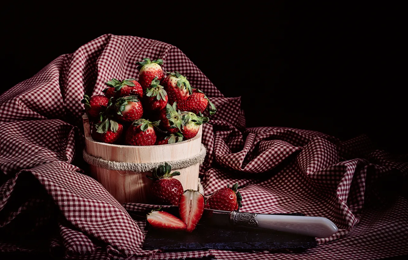 Photo wallpaper berries, strawberry, knife