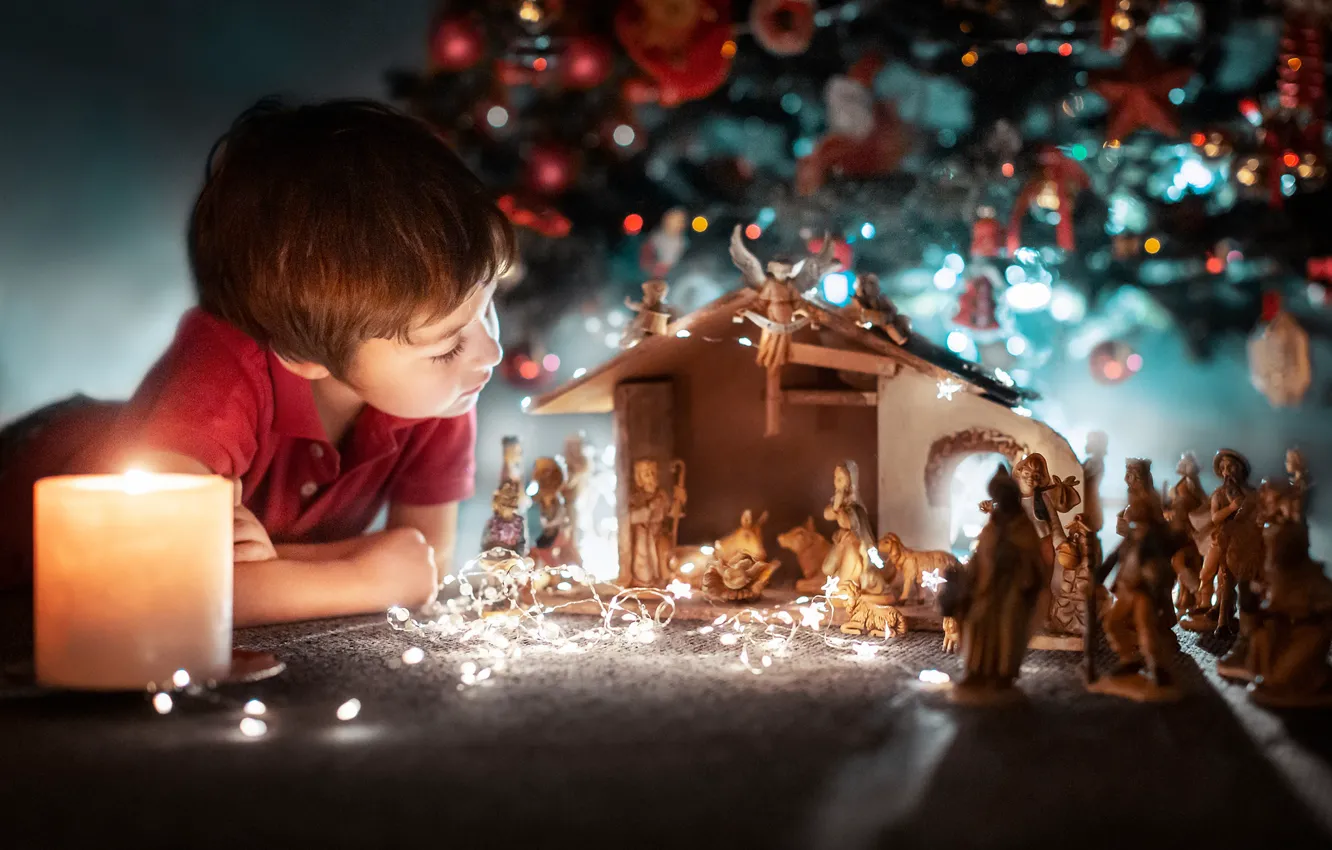 Photo wallpaper candle, boy, Christmas, tree, figures