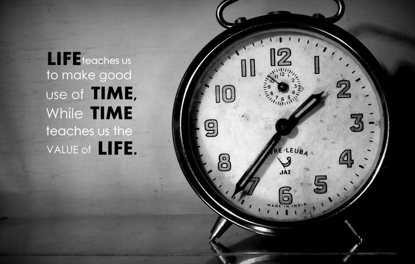 Photo wallpaper old, black and white, time, clock, allarm