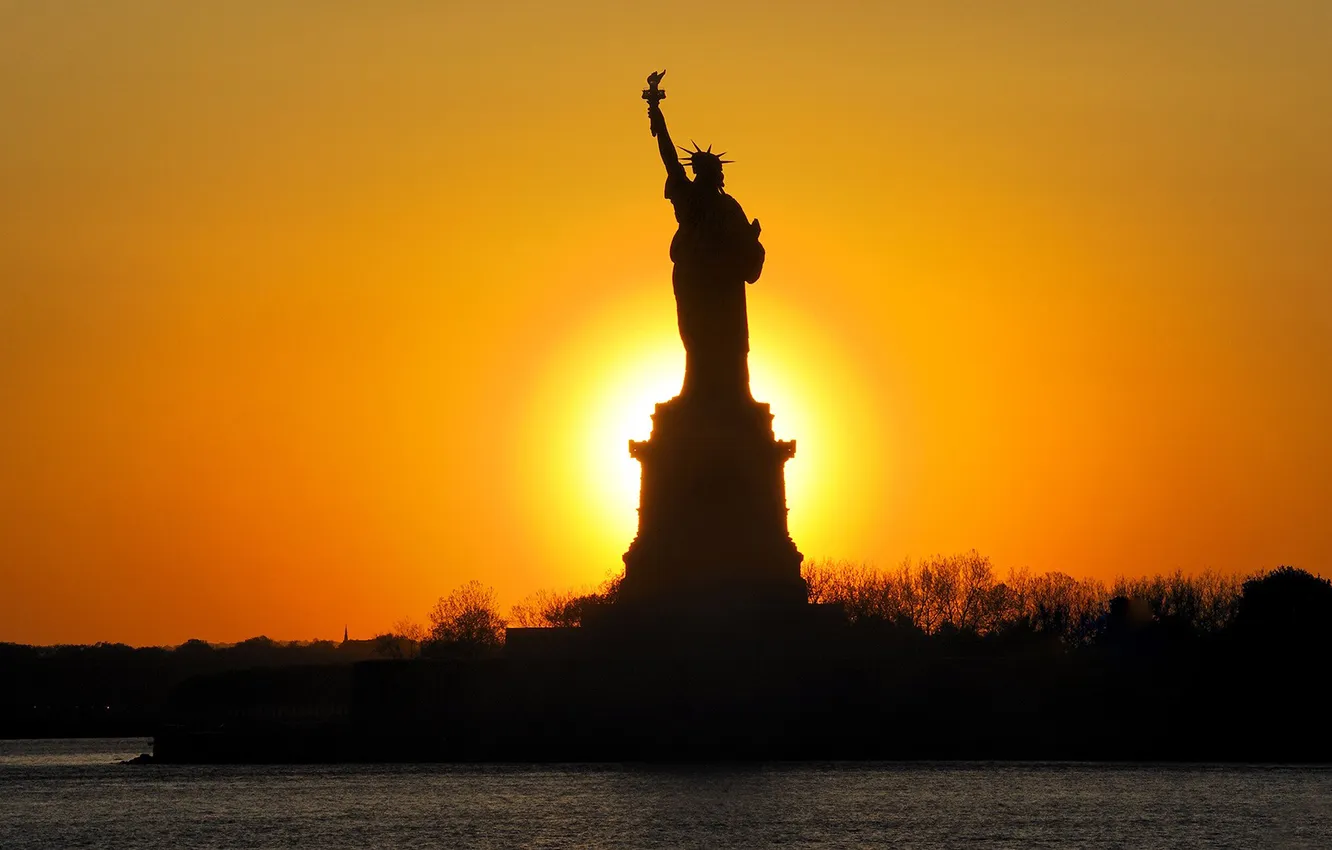 Photo wallpaper the sky, sunset, dawn, New York, USA, the statue of liberty