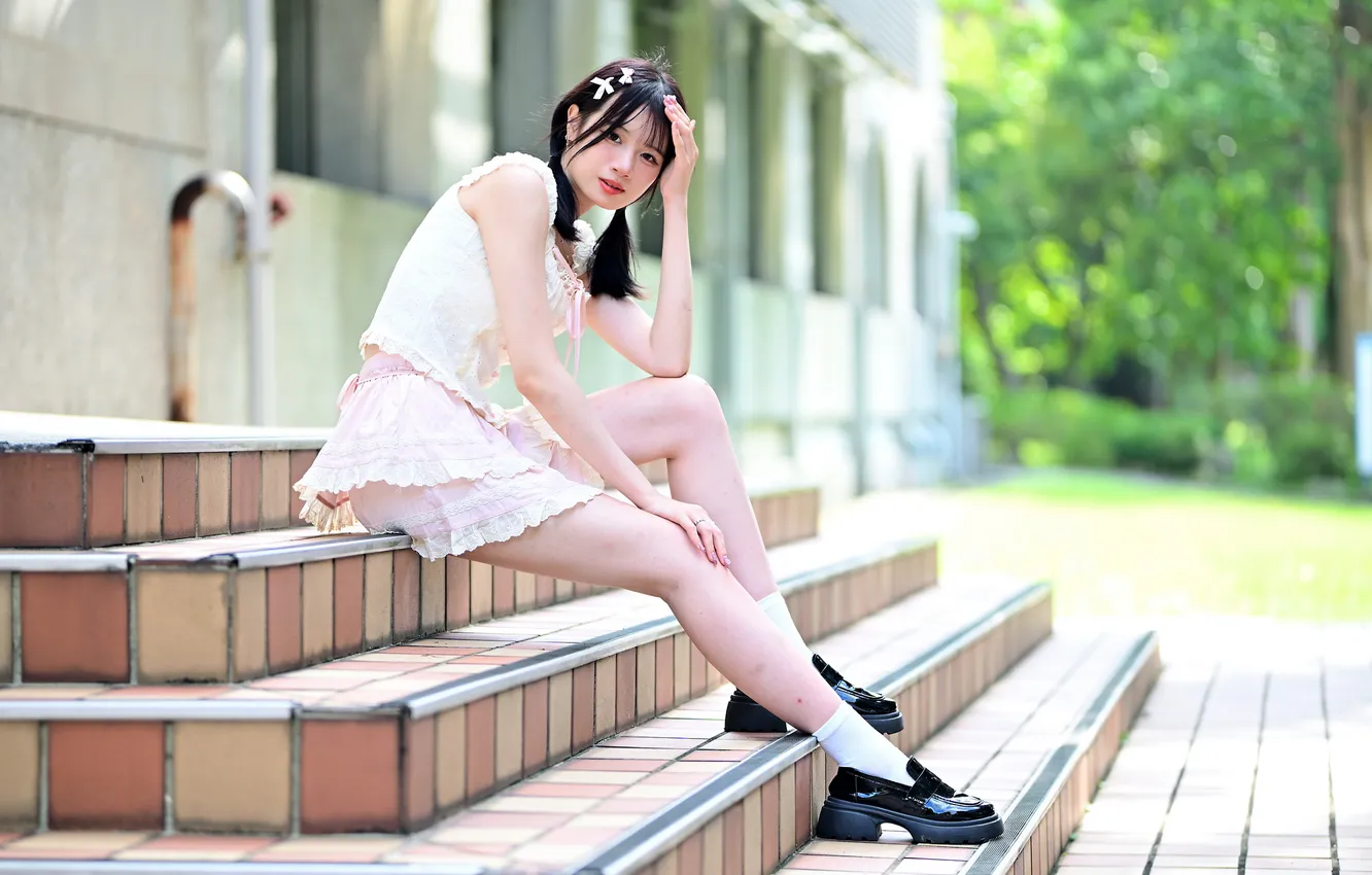 Photo wallpaper girl, stage, Asian