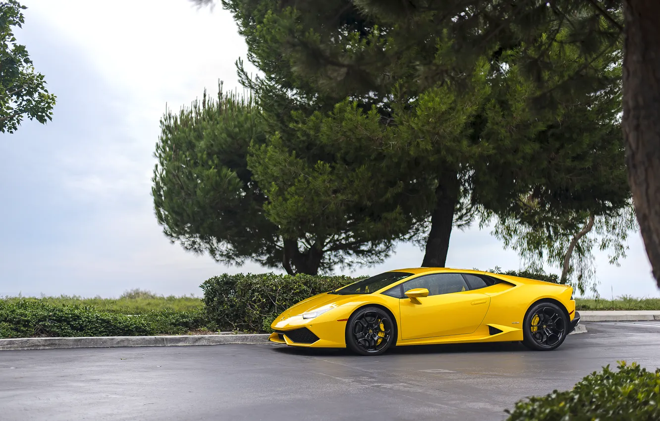 Photo wallpaper Lamborghini, Yellow, Huracan