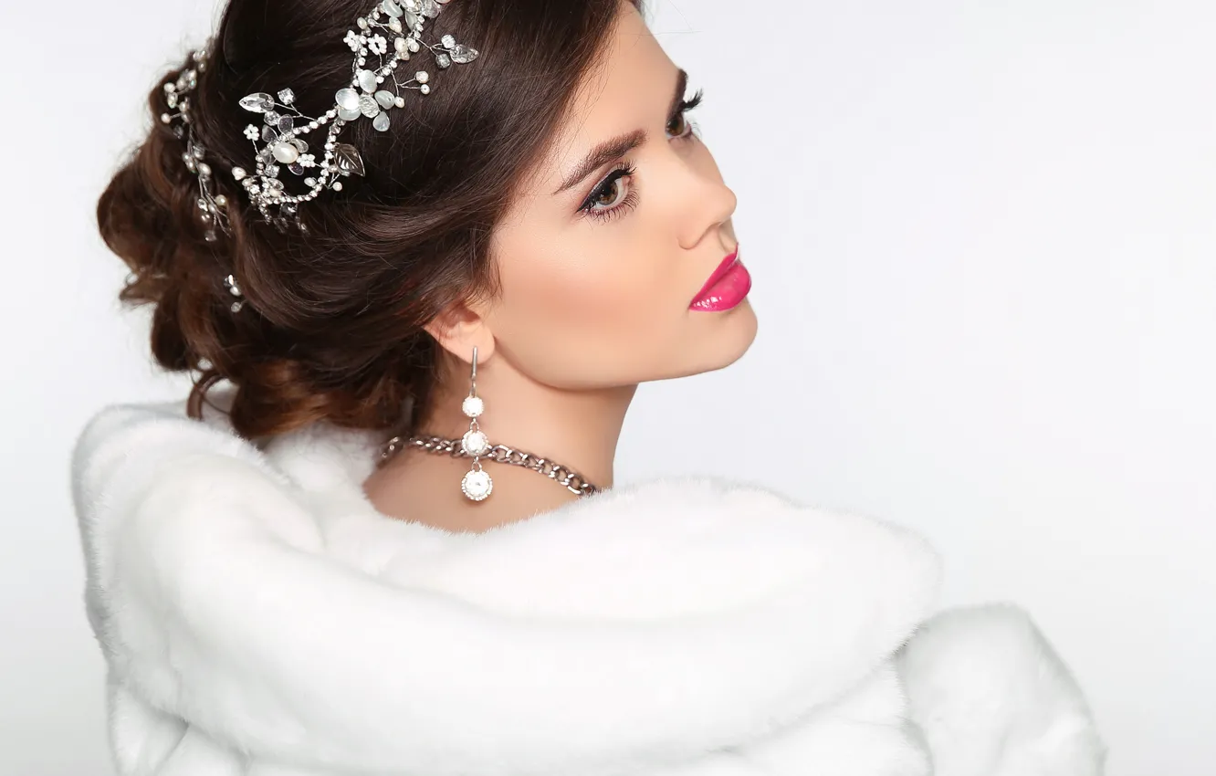 Photo wallpaper decoration, background, makeup, hairstyle, coat, fur, brown hair, beauty
