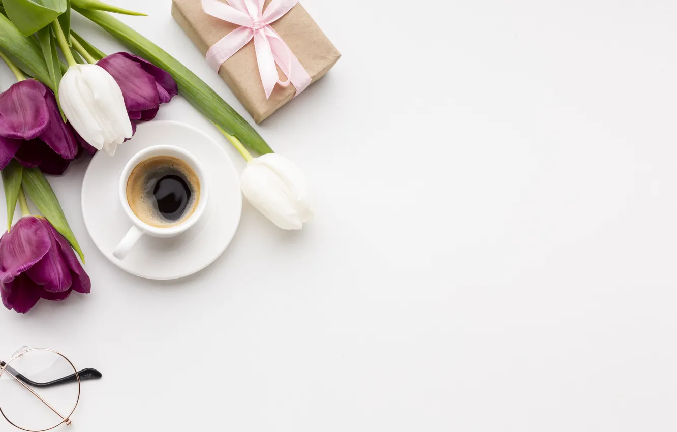 Photo wallpaper gift, coffee, tulips