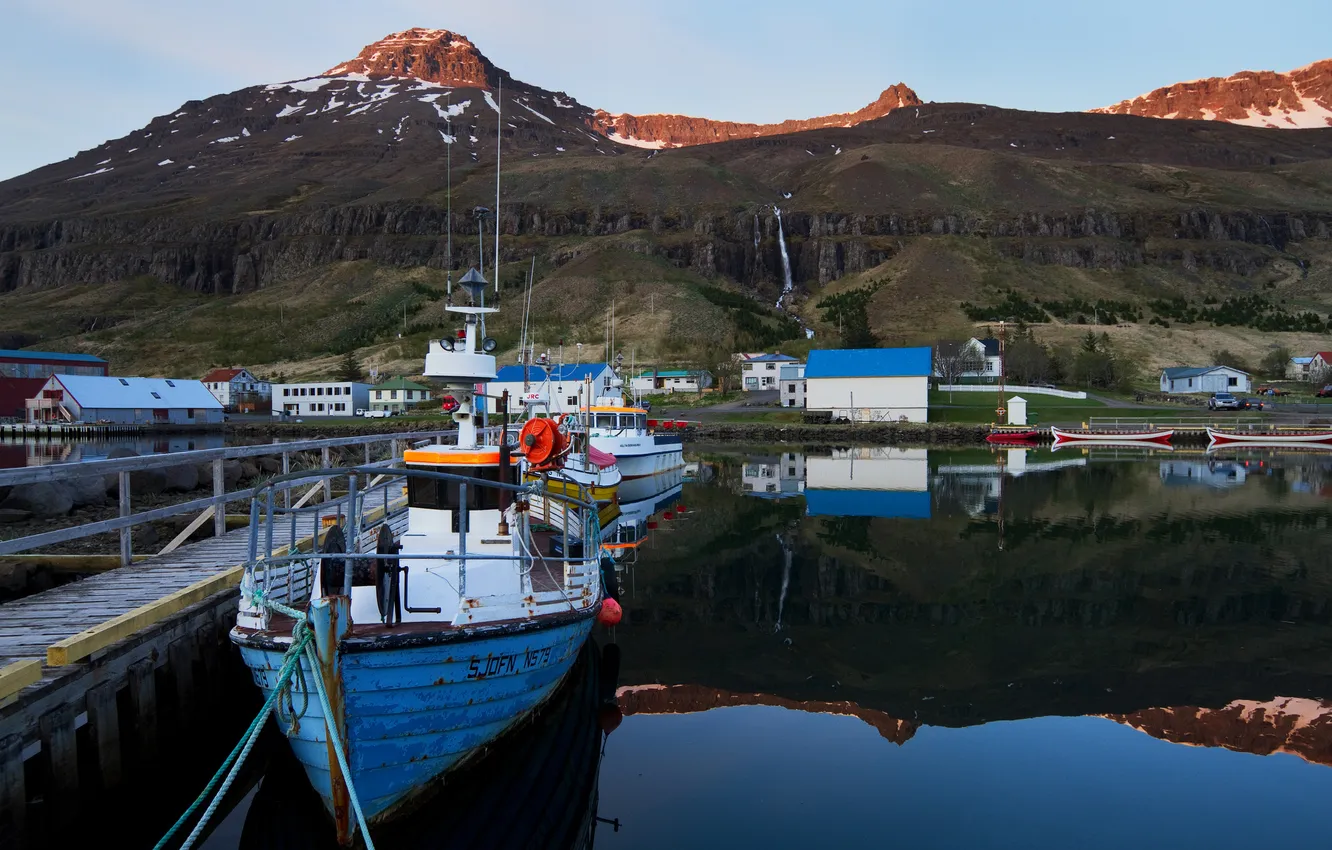 Photo wallpaper mountains, boat, Bay, Iceland, the village